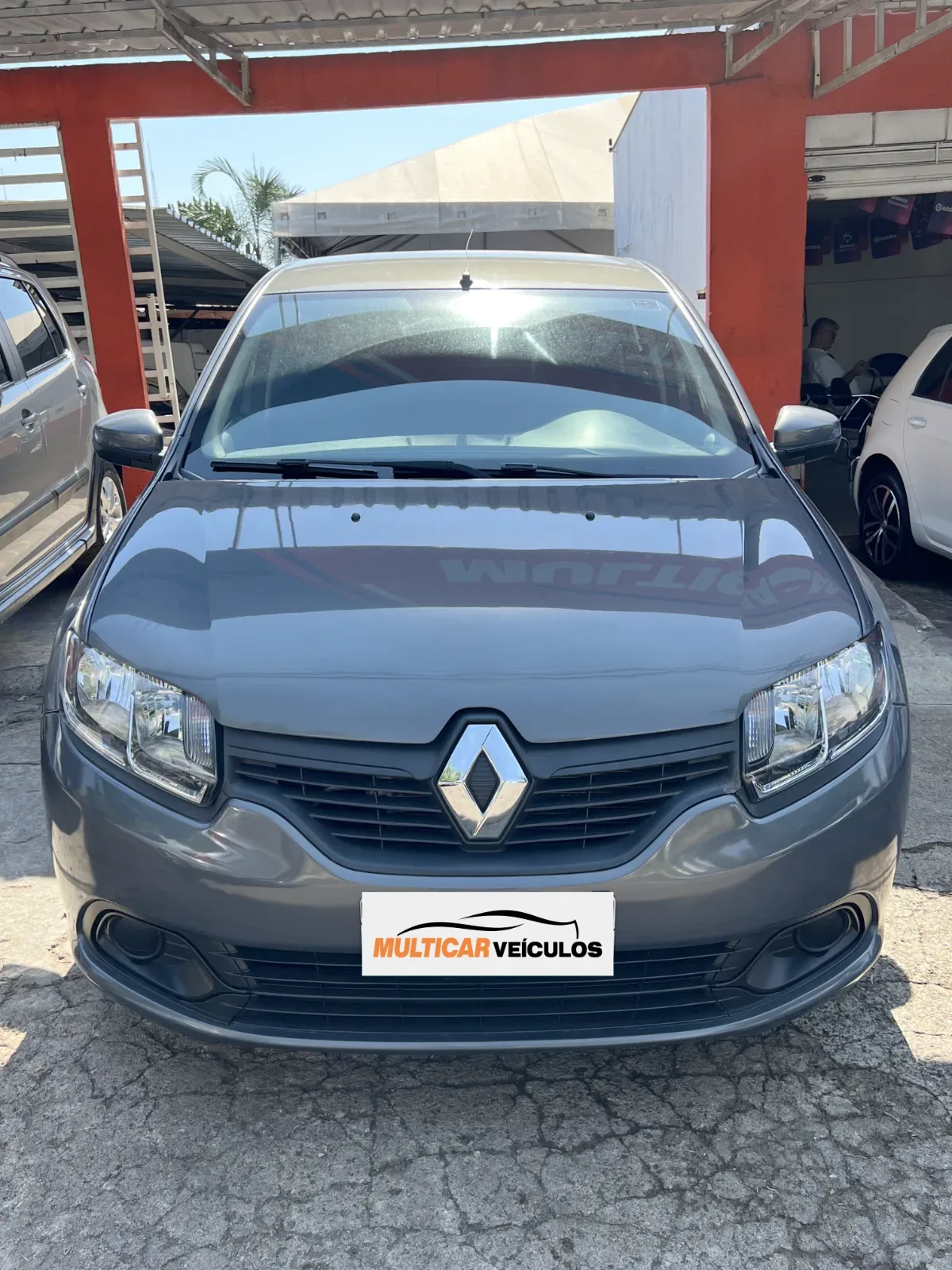 Renault Logan 2010, foto 2